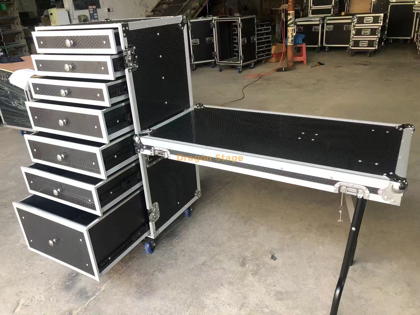 20 U drawer case (2) Caja con cajones de 20 U (2)