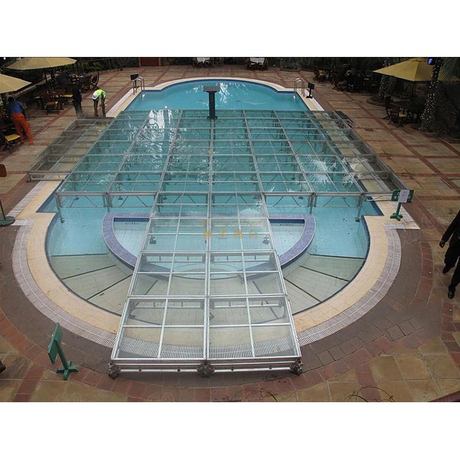 Diseño de escenario de cristal de pasarela transparente para piscina