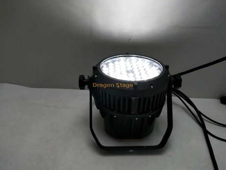 Luces PAR LED de aluminio fundido a prueba de agua 54 cuentas tres en uno