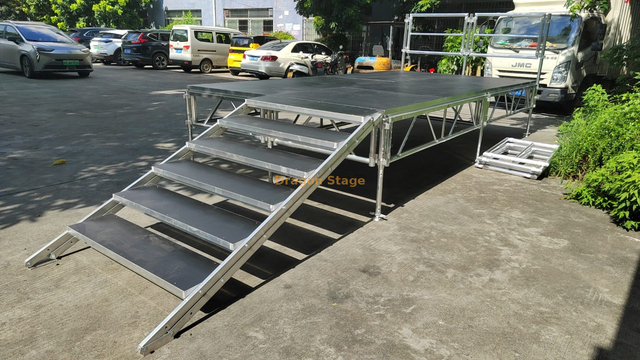 Escenario de concierto de aluminio al aire libre con 2 escaleras 13x8m