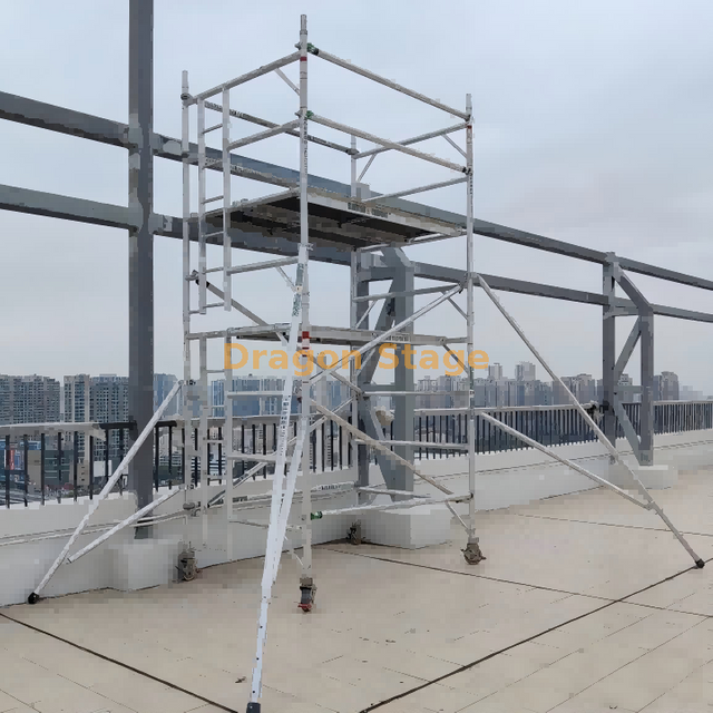 Torre de andamio de aluminio para mantenimiento de fachadas de edificios