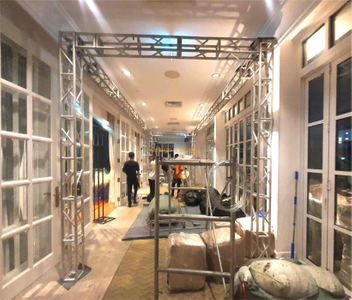 Aluminum Runway Catwalk Portable Stage Truss 26x4m(1).jpg