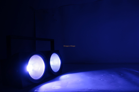 Luz COB de seis colores con 2 ojos