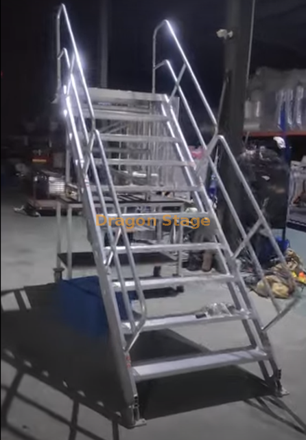 Escalera multiusos de aluminio personalizada para yate de 3 m de largo 