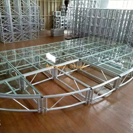Escenario de cristal circular Arena Lmport para eventos de boda