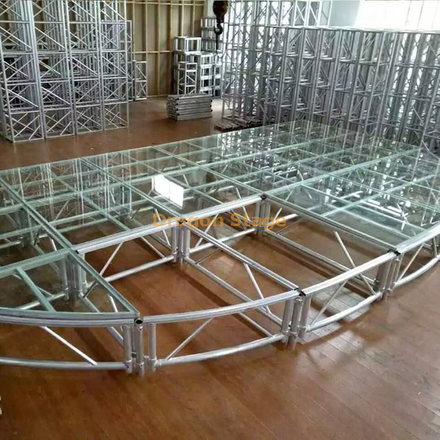 Escenario de cristal circular Arena Lmport para bodas