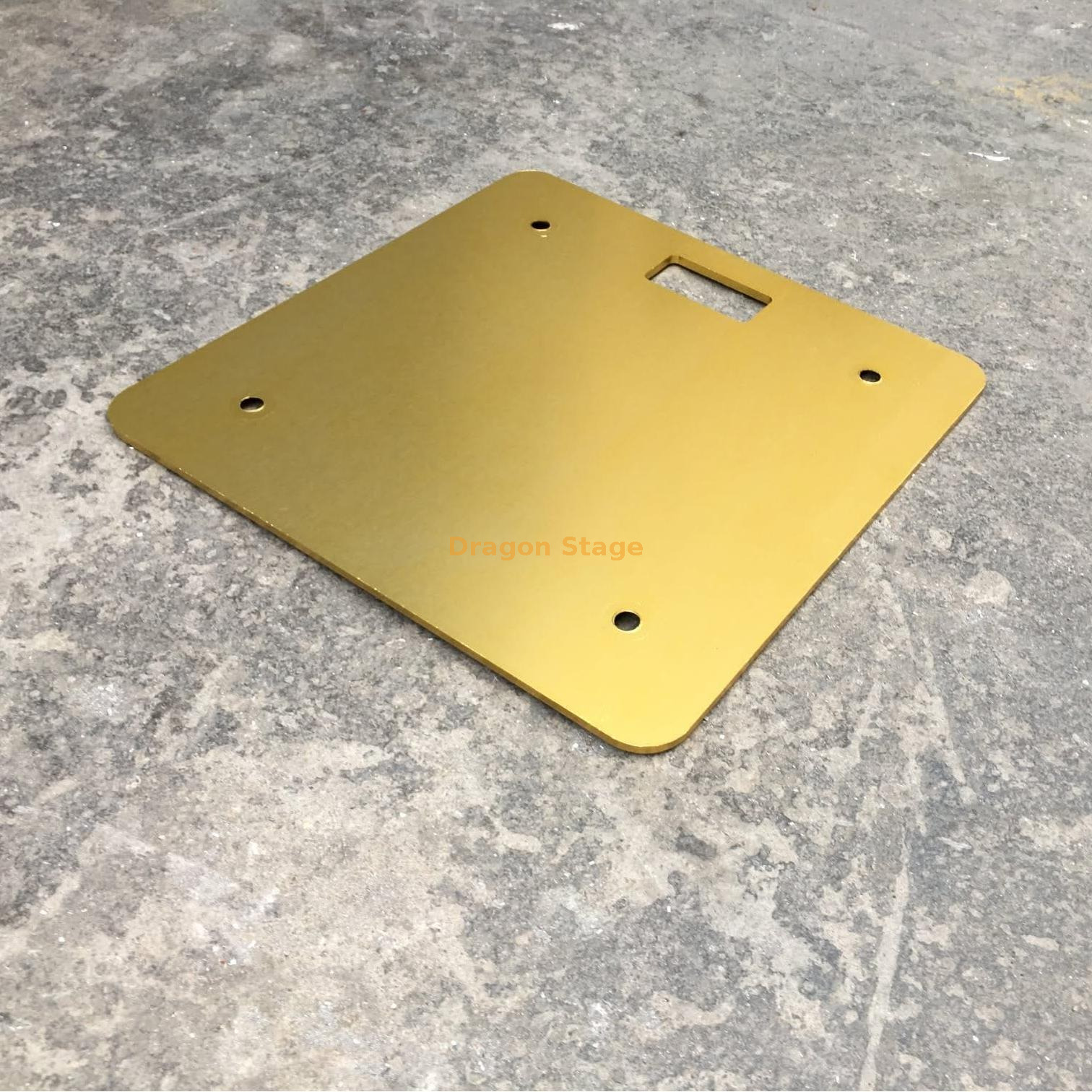 base de armadura dorada 