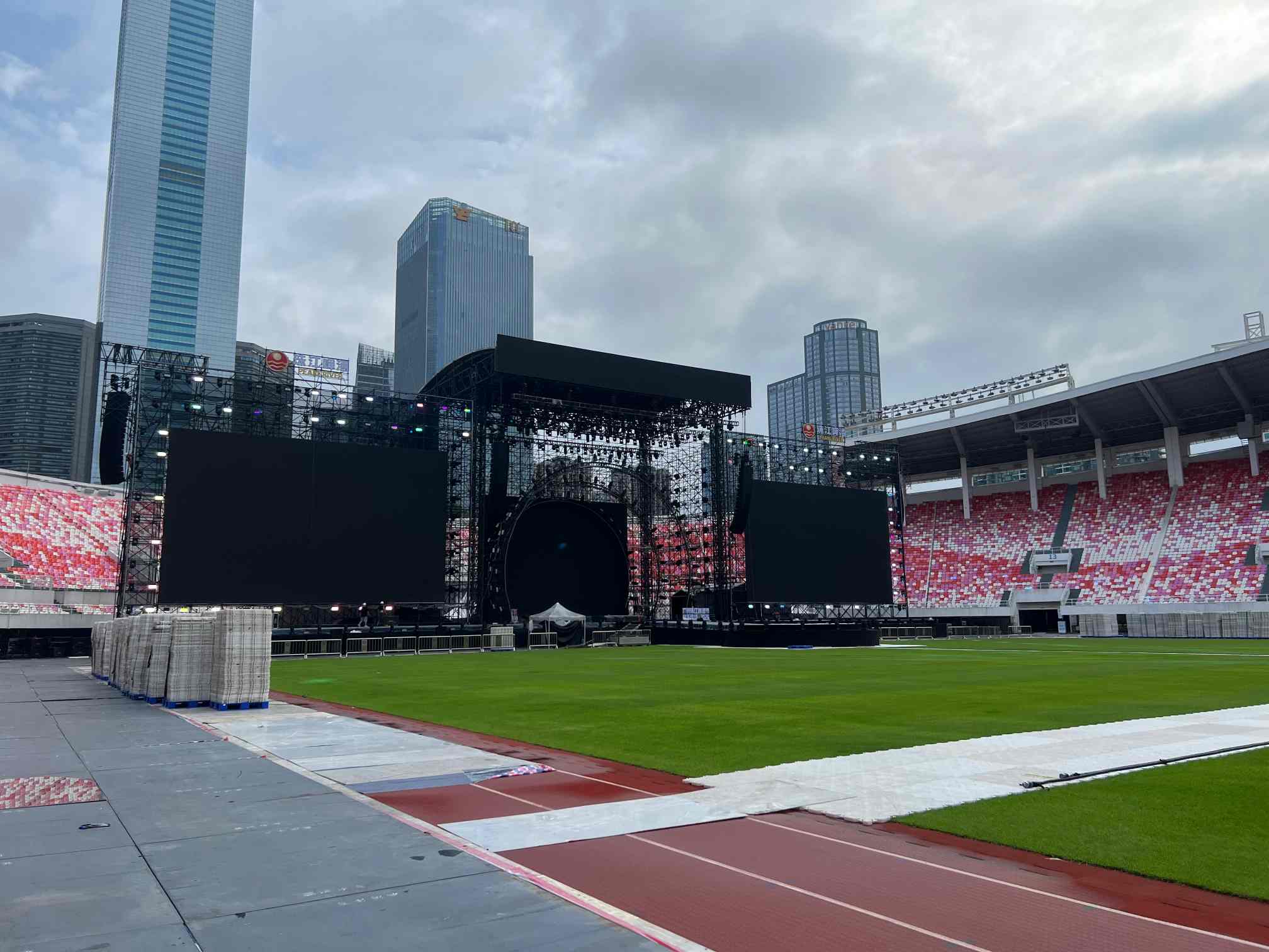 Dise&ntilde;o de escenario del Festival de la Cerveza Perla de Guangzhou (1).jpg