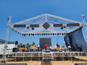 Sistema de marquesina con armazón para techos piramidal de aluminio 15x13x7m