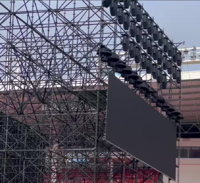 plataforma de c&aacute;mara y indicador LED en FOH.png