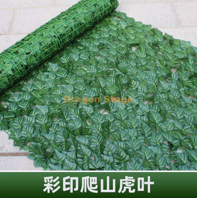 Muro de planta verde simulada, valla de plástico, valla, hiedra impresa en color al aire libre (1 metro * 2 metros), con seda inclinada y 2 mariposas como regalos