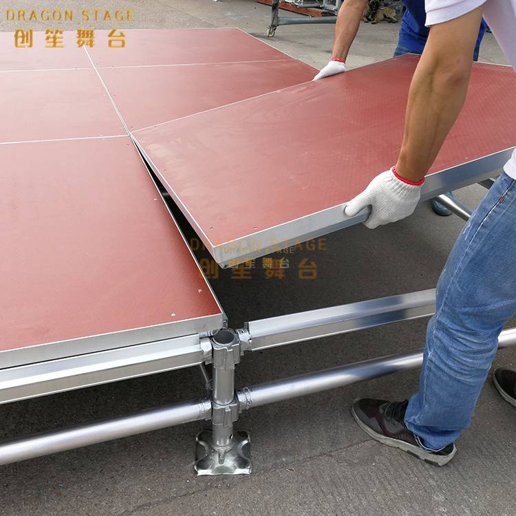 Altura portátil de aluminio los 0.4-0.8m de la etapa el 14.64x4.88m del tubo de la pasarela de la moda
