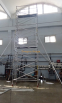 Torre rodante de andamio de aluminio móvil doble de 1,35x2x9,44 m para mantenimiento de equipos de fábrica