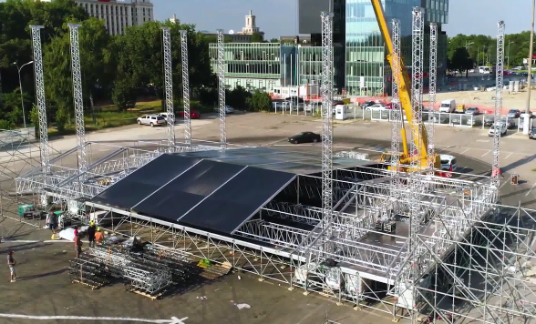 Cómo instalar un escenario de techo para conciertos de alta resistencia: sistema para festivales de 560 m² (guía paso a paso)