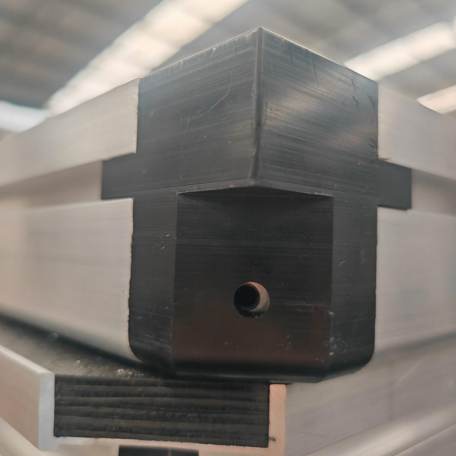 enchufe para plataforma de escenario layher(1)