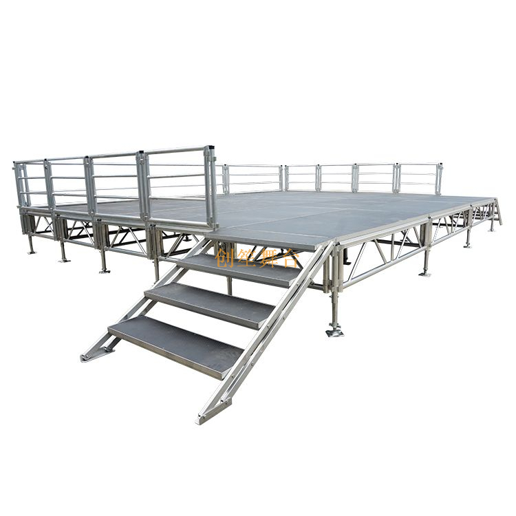 Park aluminio Portable Square Stage 8.54x6.1m Altura: 0.8-1 m