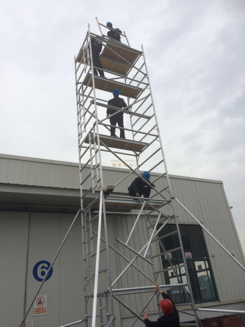 Construcción al aire libre Doble andamio con escalada de escalada