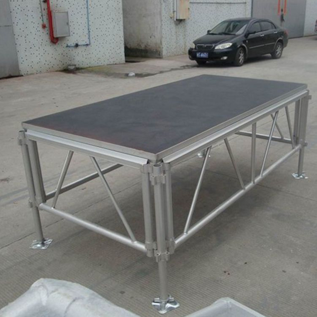 Plataforma de escenario al aire libre ajustable portátil móvil 4x2m