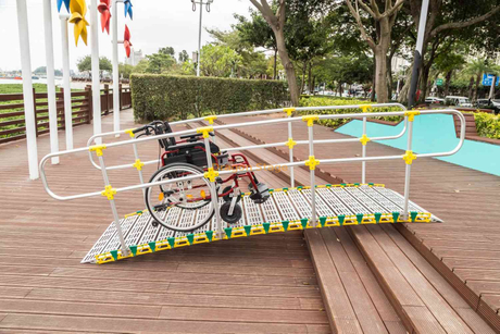 Rampa de descarga portátil de aluminio para sillas de ruedas/vehículos 