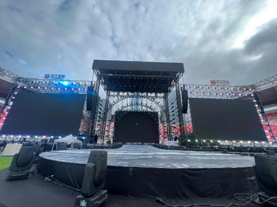 Guangzhou Pearl Beer Festival Stage(1).jpg